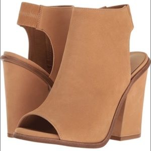NWOB Steve Madden Heels